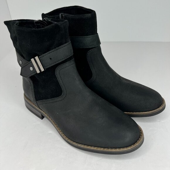 Clarks Womens 219238 Camzin Strap Black Leather Block Heels Size 6 M Booties - Picture 2 of 10